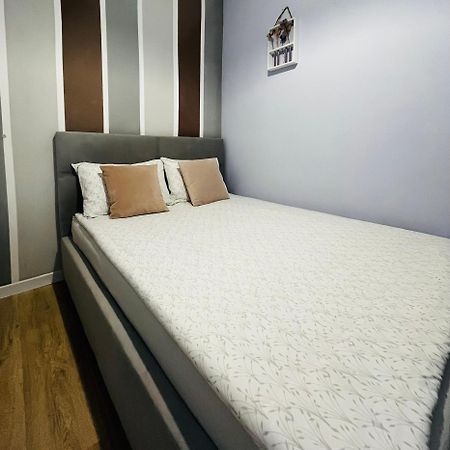 Iren Smart Apartment Λβιβ Εξωτερικό φωτογραφία